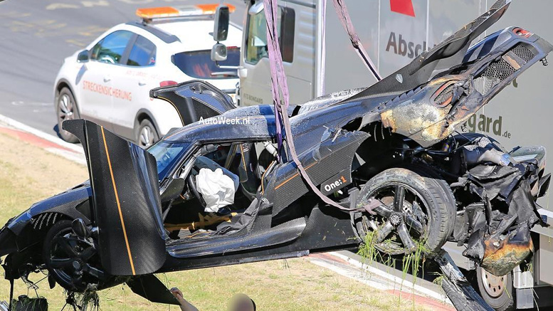 Koenigsegg One:1 Crash
