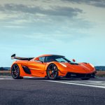 Koenigsegg Jesko in Tang Orange Pearl