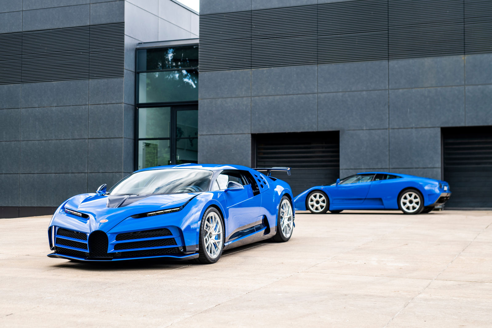 Bugatti Centodieci first delivery